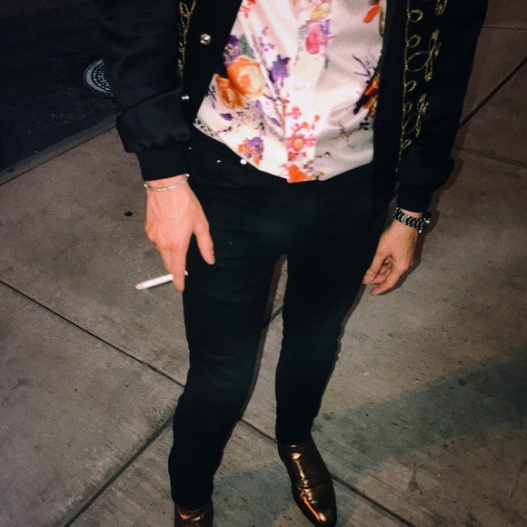 Meet your Posher, Hal - Picture 2 of 6